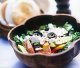 Новогодний рецепт: Салат "О-ля-ля!" из сырых овощей с рокфором