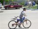 Юный велосипедист на одном из этапов. Фото Калитва.ру