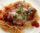 Мясные шарики со спагетти в томатном соусе