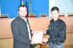 Учащийся СШ №5 одержал победу на районном этапе конкурса "Знаток Конституции РФ и избирательного права"
