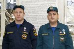 Сотрудники 39-ой пожарной части Константин Назаров и Алексей Гугуев получили нагрудные знаки «Участник ликвидации последствий ЧС»