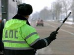 В Астраханской области пятеро молодых людей устроили драку с сотрудниками ДПС