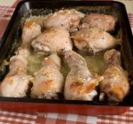 Рецепт: Кисло-сладкие куриные бедрышки с морковью и зеленью