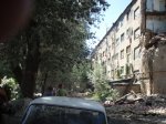 В Новочеркасске, спасатели обследывают обрушенное общежитие