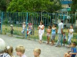 Во дворе дома № 6 по улице Ветеранов прошел детский концерт