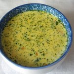 Рецепт: Сырный суп с копчеными колбасками