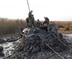 Под Волгоградом московские археологи вытащили со дна реки танк Т-34