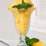Рецепт: быстрое мороженое из манго