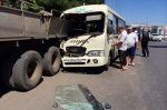 На проспекте Королёва в Ростове автобус с пассажирами врезался в "Камаз"