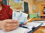 В Ленинском районе Волгограда директор школы принимал на работу за взятку