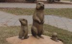 В центре Волжского в Волгоградской области установили скульптуры трех сусликов