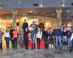 Певчие ростовского храма устроили в торговых центрах флешмоб