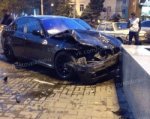 В Ростове BMW не вписался в поворот и протаранил два авто на пл. К. Маркса