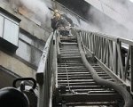 В Ростове на Курской горел мебельный цех