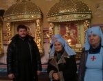 Сестры милосердия передали в Азовскую колонию 30 крещальных рубашек