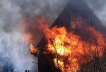 В городе Шахты сгорел жилой дом