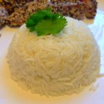 Кокосовый рис с кафрским лаймом