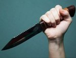 В Батайске грабитель вонзил нож в шею продавца магазина