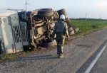 Перевернулась фура Volvo из-за лопнувшего колеса в Ростовской области