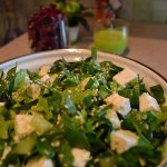 Зеленый салат с авакадо