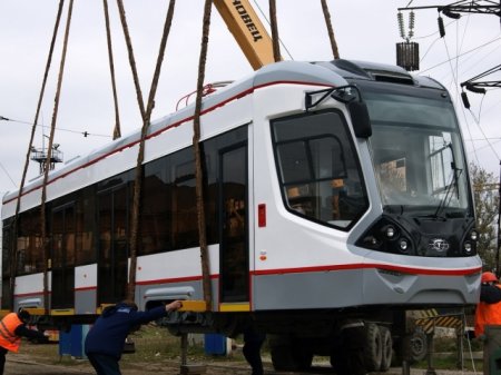 В Ростове появились два низкопольных трамвая