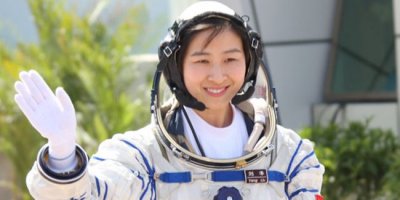 Китай начнёт готовить к космическим полётам инженеров и учёных