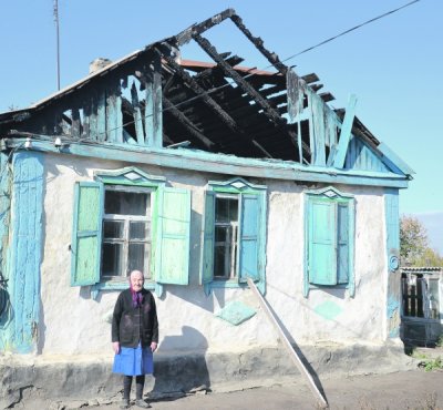 В Белокалитвинском районе сгорел дом пенсионерки