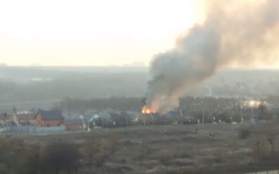 В районе Ростовского моря полностью сгорел частный дом