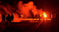 Во Франции полиция применила слезоточивый газ для разгона вечеринки