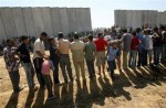 Египет выдвинул войска на границу с сектором Газа