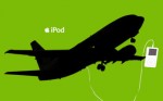 Вслед за мобильниками авиакомпании снимают запрет на iPod