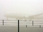 Туман третьи сутки блокирует работу британских аэропортов