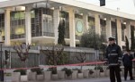 В Греции разыскивают четверых подозреваемых в обстреле посольства США