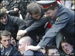 Российская Дума не будет менять закон о митингах