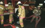 При пожаре на фабрике в Екатеринбурге были отрезаны пути эвакуации