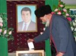 Туркменская оппозиция обвинила власти в завышении явки избирателей