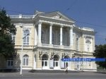 Новый режиссер принесет в Ростовский молодежный театр большие перемены
