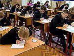Российские школьники рискуют остаться без аттестатов