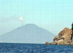 Из-за пробуждения вулкана на итальянском острове Стромболи введено чрезвычайное положение