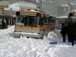 Жителей Владивостока попросили расчистить город от снега
