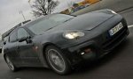 Porsche Panamera "засекли" на трассе в Нюрбургринге