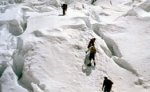 Московские альпинисты укрылись в пещере в ожидании спасателей