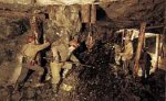 Из кузбасской шахты, где взорвался метан, выведены 53 горняка