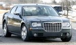 Появились шпионские фото обновленного Chrysler 300C
