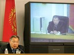 Киргизские депутаты получили от Бакиева новый вариант конституции