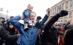 Сторонники оппозиции проводят митинг в Петербурге