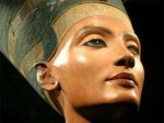 Нефертити поссорила египетские музеи с германскими