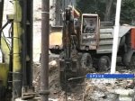 В Новошахтинске экскаватор провалился в вентиляционную шахту 