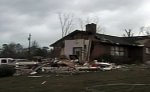 Торнадо почти полностью разрушил небольшой город в штате Канзас