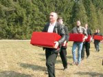 Под Ригой торжественно перезахоронили останки 87 советских солдат